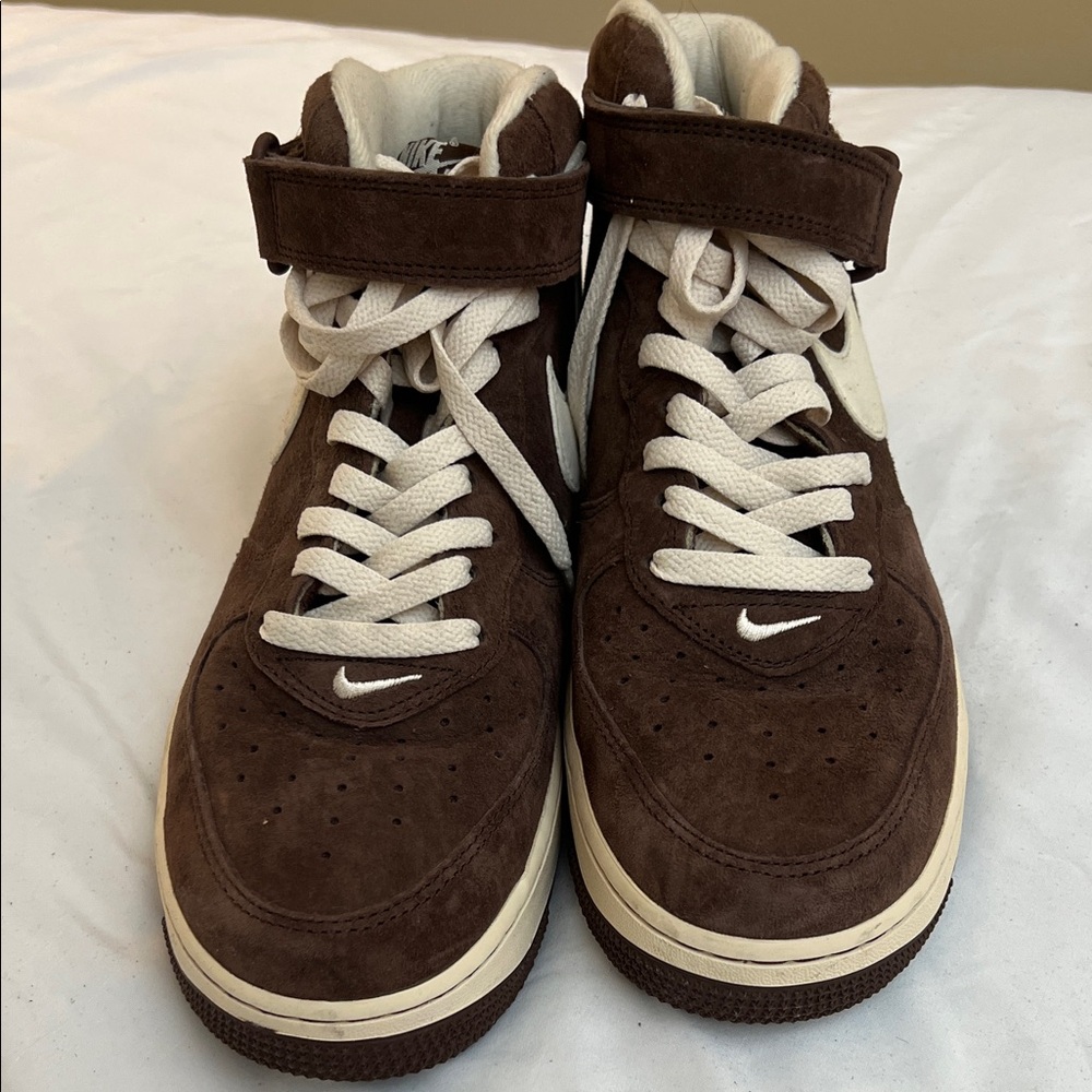 Nike Brown High-Top Men's Sneakers